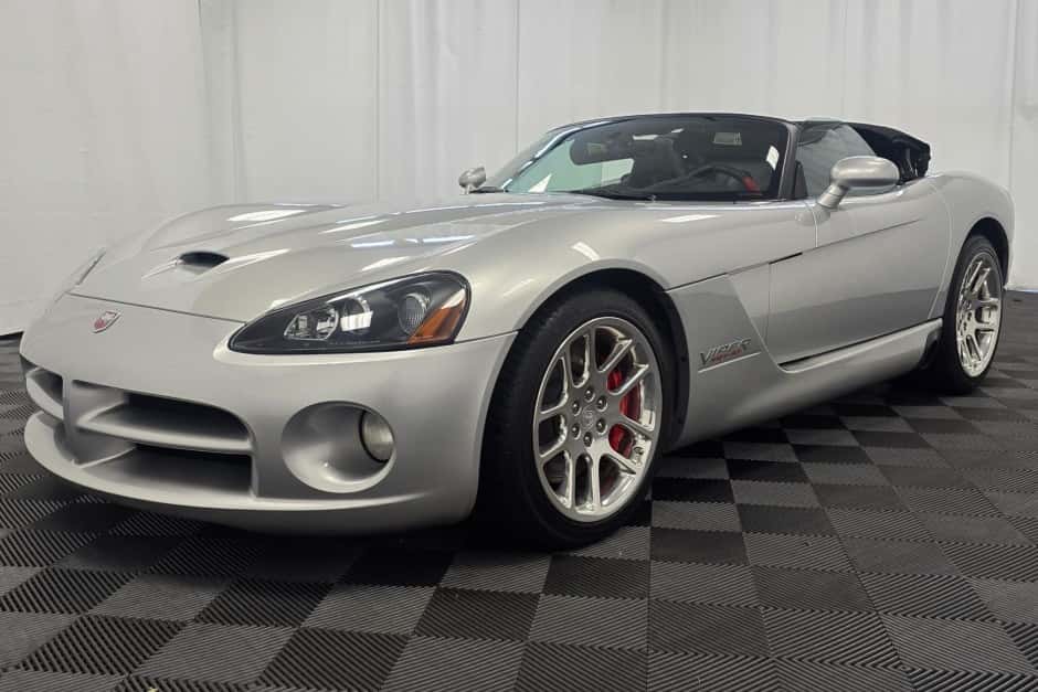 2005 Dodge Viper ZB I (2003-2006) sold for $61,577