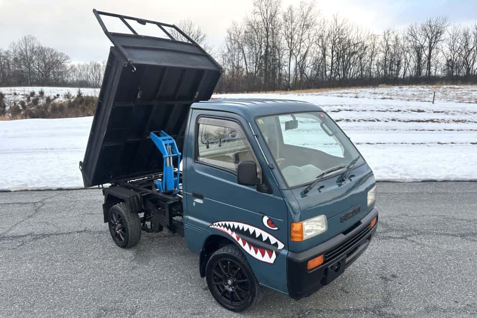 1998 Suzuki Carry sold for $11,500