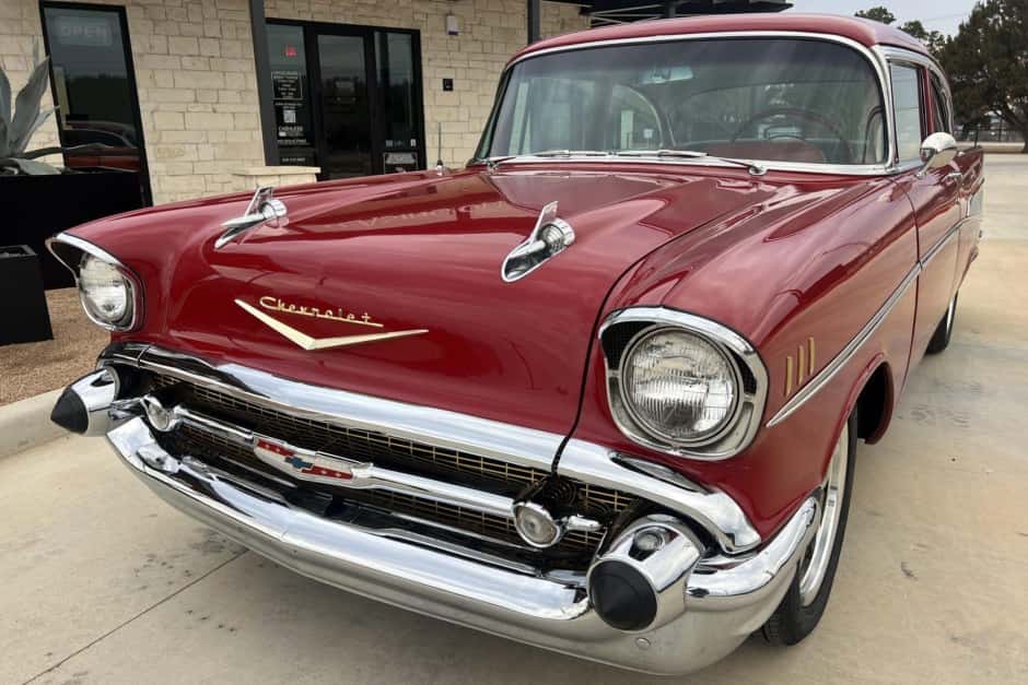 1957 Chevrolet Tri-5 sold for $28,000