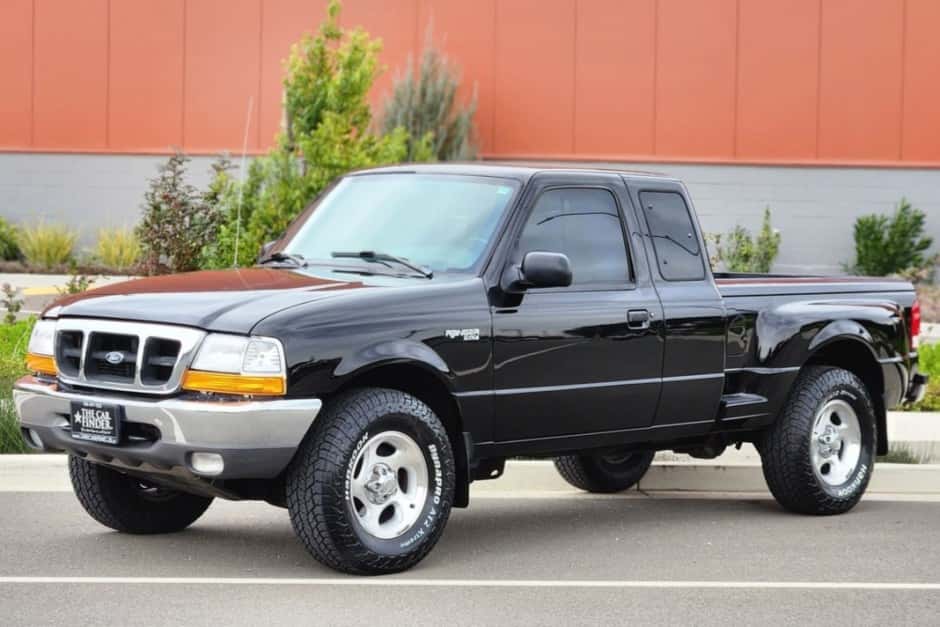 2000 Ford Ranger 1998-2011 sold for $10,350