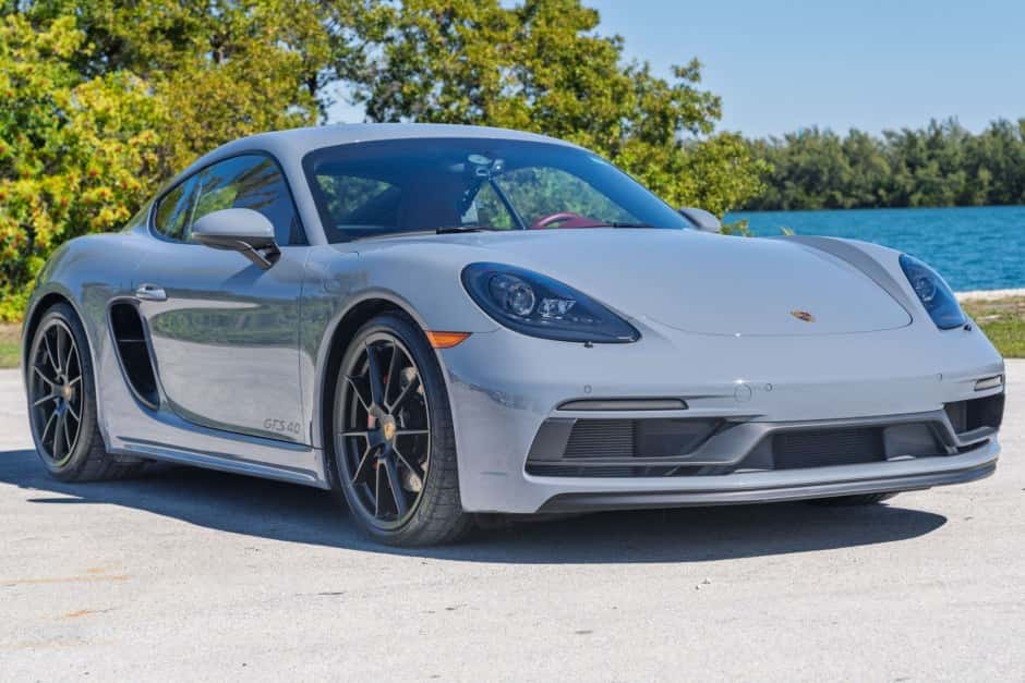 2023 Porsche 982 718 Cayman sold for $85,003