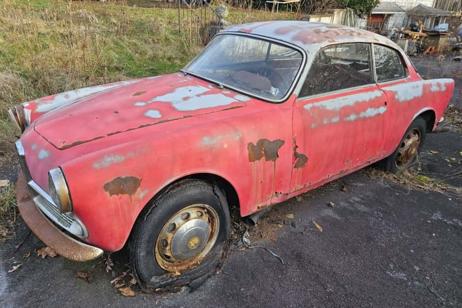 1963 Alfa Romeo 750/101 Series Giulietta & Giulia sold for $1,100