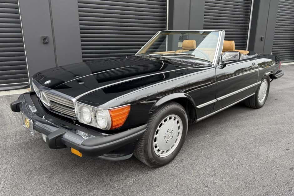 1989 Mercedes-Benz R107 SL sold for $27,000