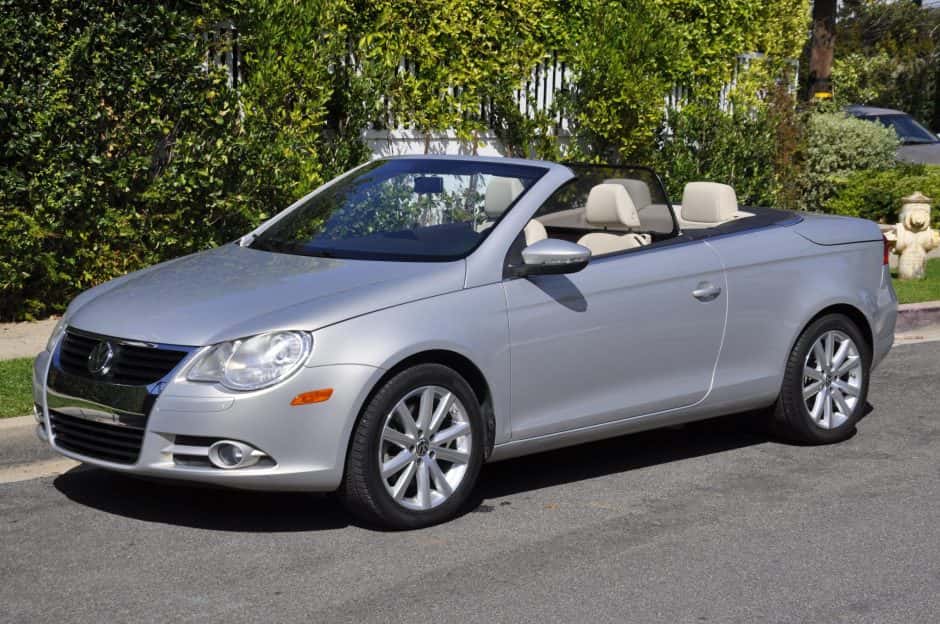 2009 Volkswagen Eos sold for $7,600