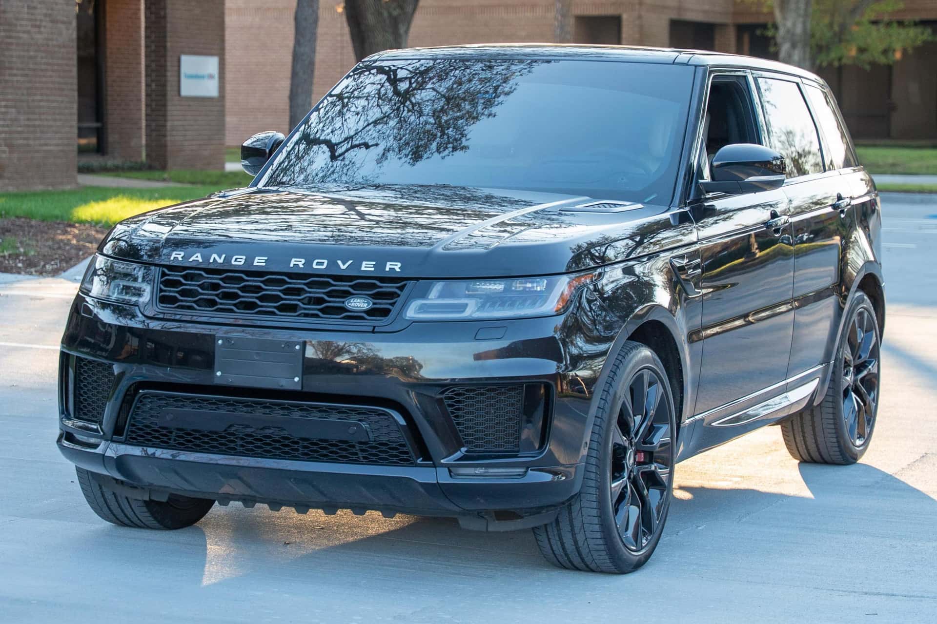 2020 Land Rover Range Rover Sport sold for $30,250