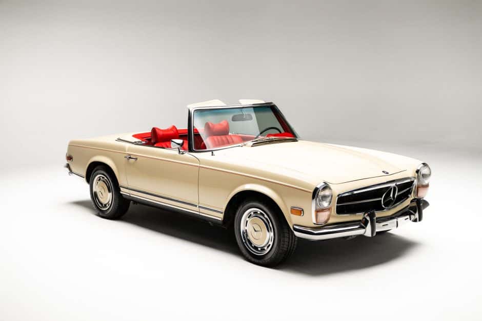 1971 Mercedes-Benz W113 SL sold for $101,000