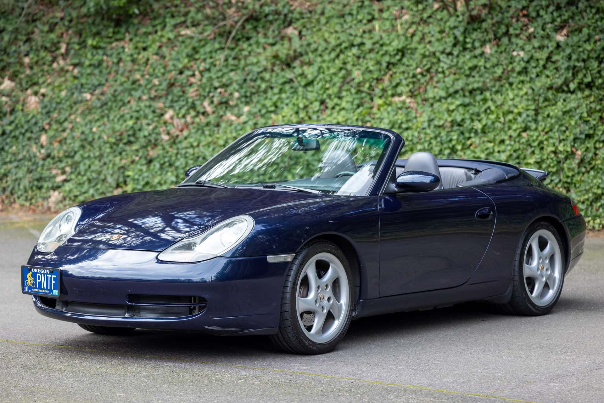 1999 Porsche 996 911 sold for $21,500