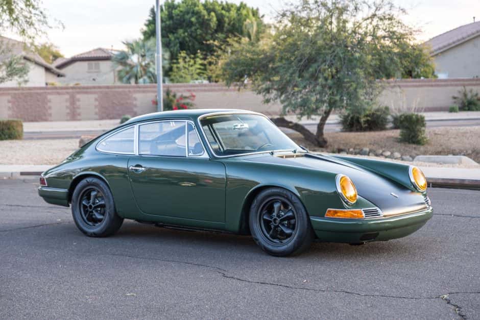 1966 Porsche 912 sold for $68,912