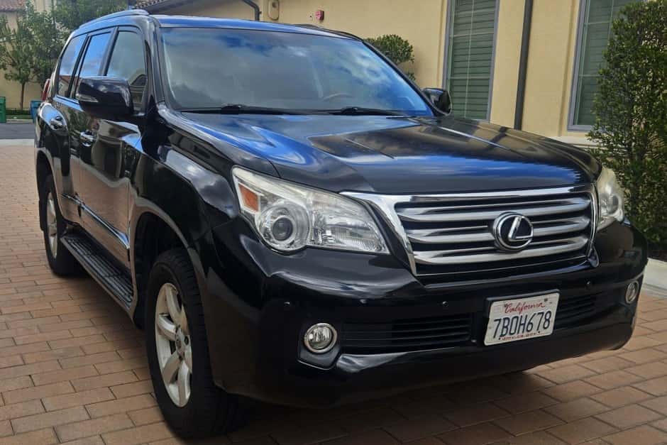 2013 Lexus GX sold for $11,250