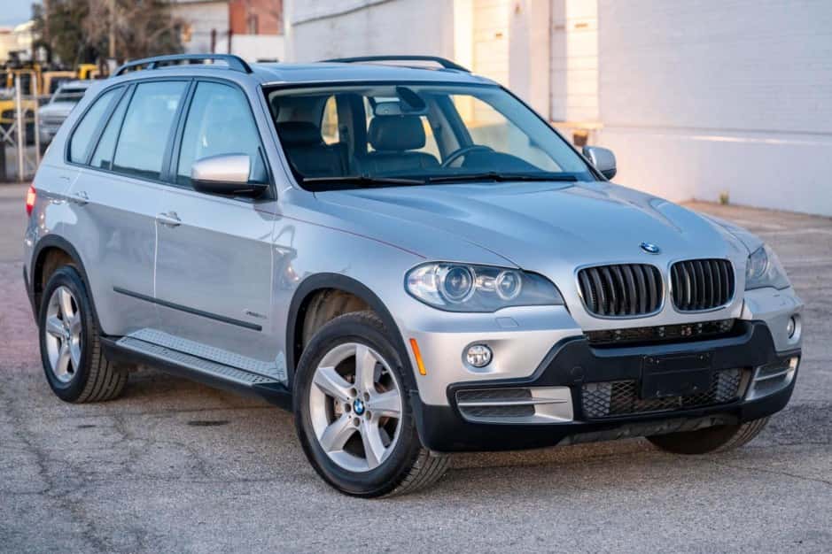 2009 BMW X5 sold for $9,875