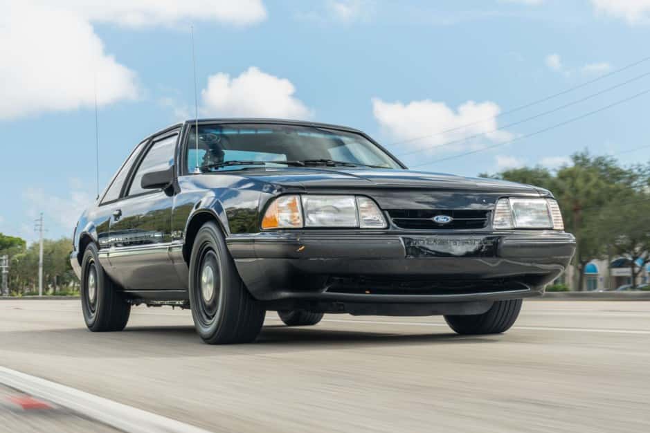 1989 Ford Fox-Body Mustang sold for $17,000