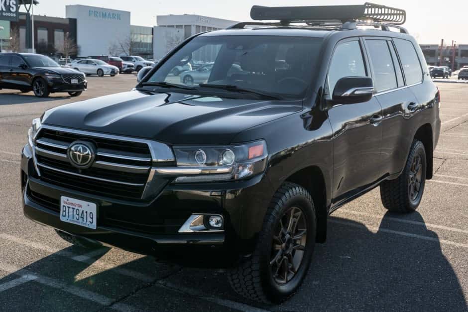 2020 Toyota Land Cruiser 200-Series sold for $64,500