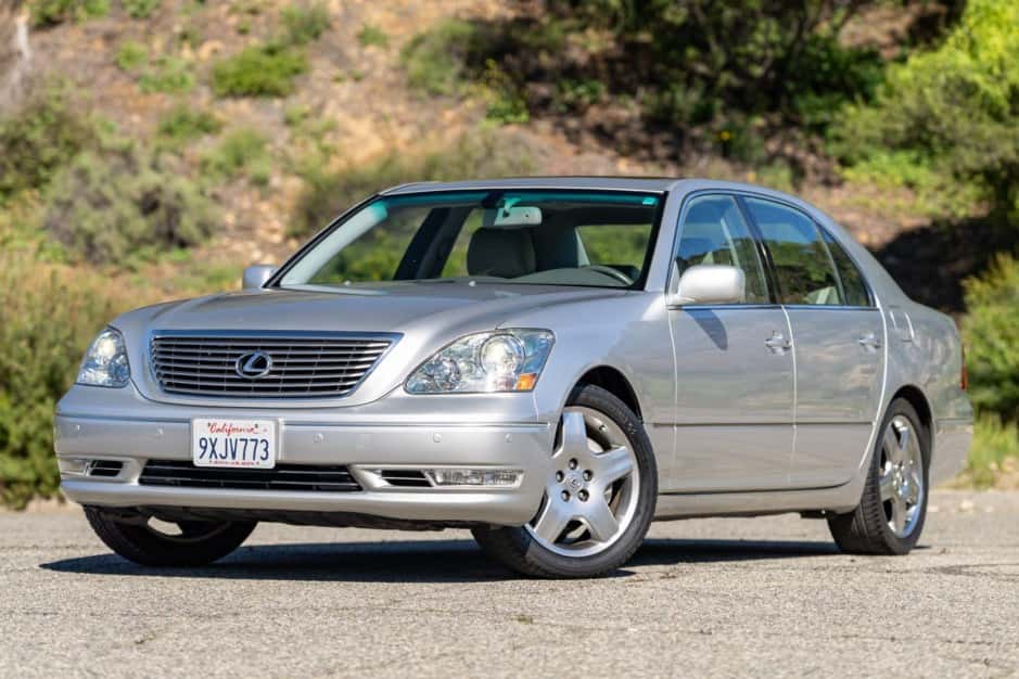 2005 Lexus LS Sedan sold for $24,069