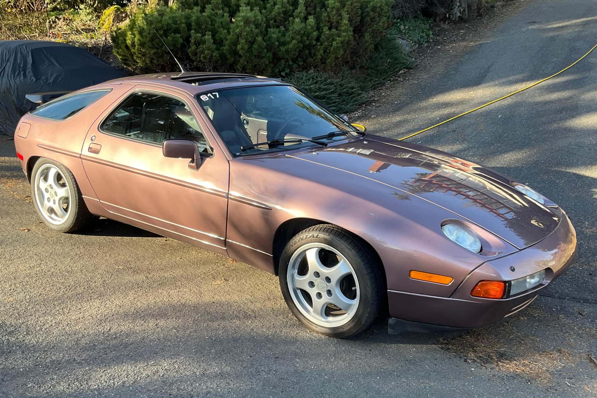 1987 Porsche 928 sold for $17,500