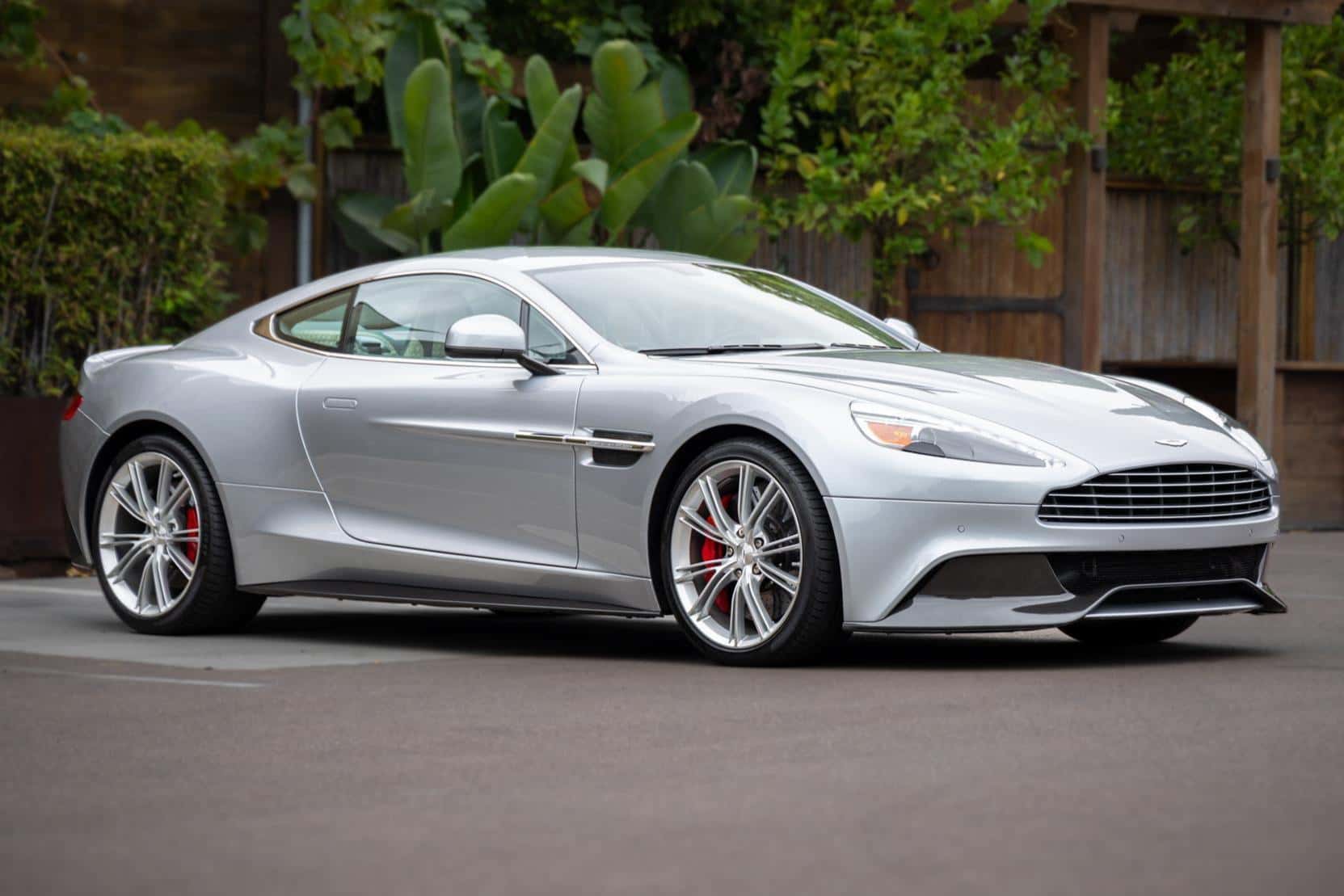 2014 Aston Martin Vanquish sold for $81,500