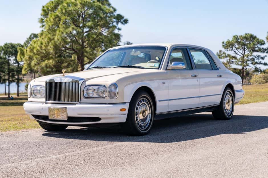 2002 Rolls-Royce Silver Seraph sold for $36,102