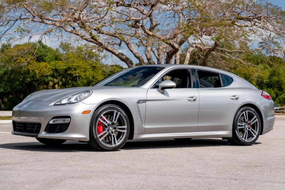 2012 Porsche Panamera sold for $41,500