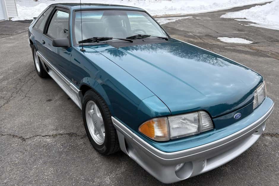 1993 Ford Fox-Body Mustang sold for $27,750