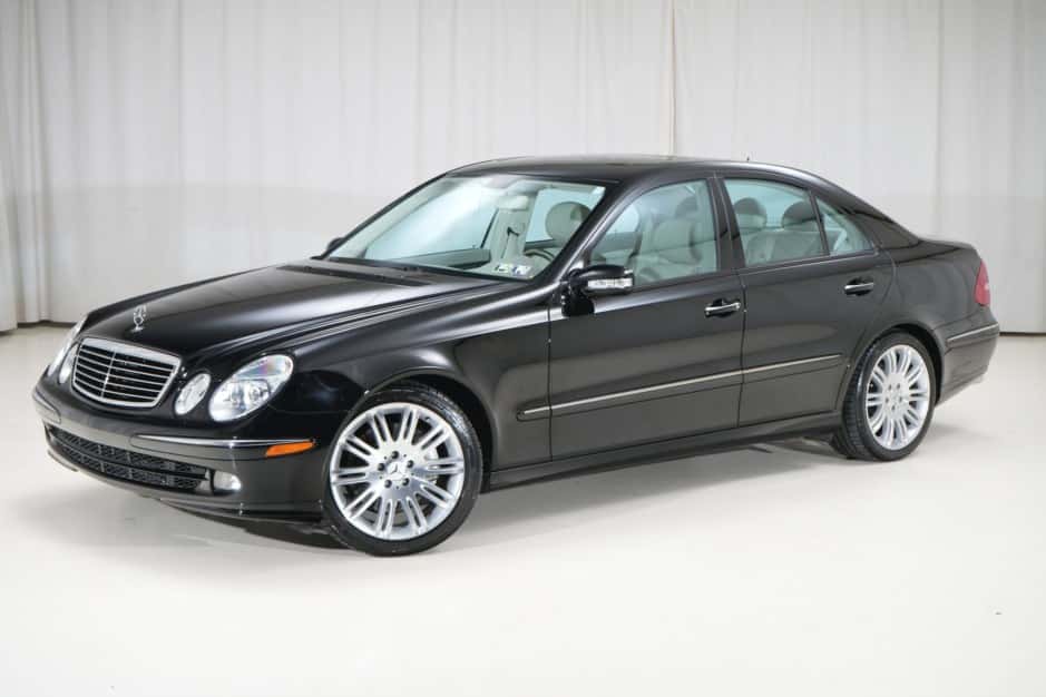 2006 Mercedes-Benz W211 E-Class sold for $11,000