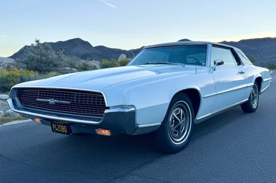 1967 Ford Thunderbird (1967-1971) sold for $19,500
