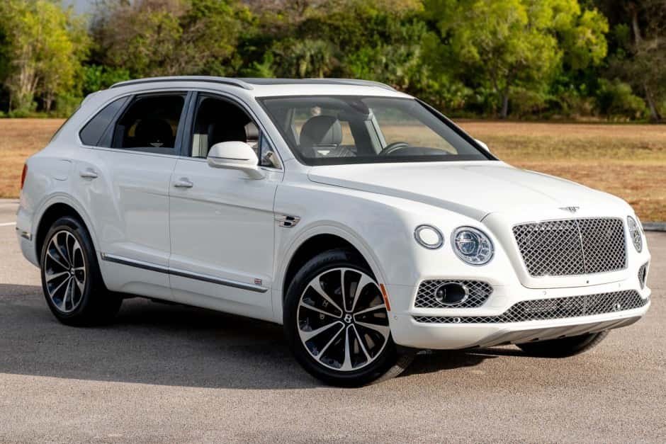 2017 Bentley Bentayga sold for $82,001