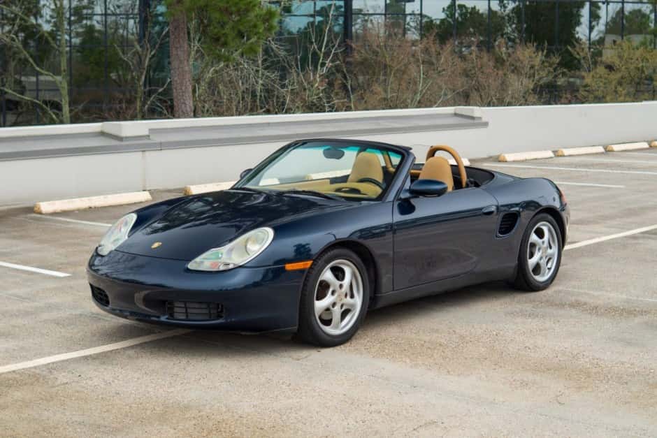1999 Porsche 986 Boxster sold for $14,250