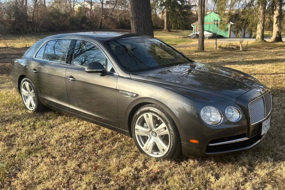 2015 Bentley Continental Flying Spur sold for $39,000