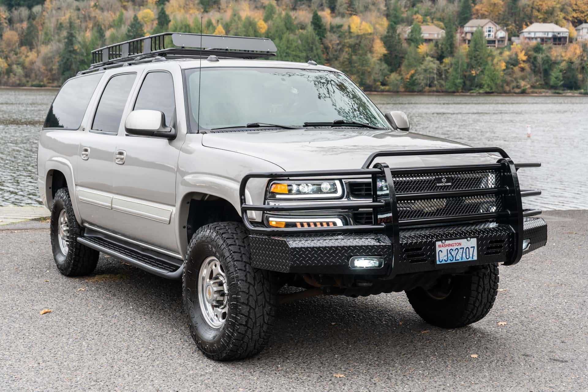 2004 Chevrolet Suburban sold for $21,500