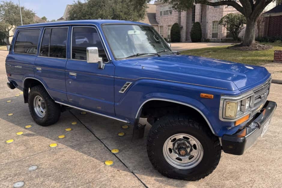 1988 Toyota Land Cruiser 60-Series sold for $17,250