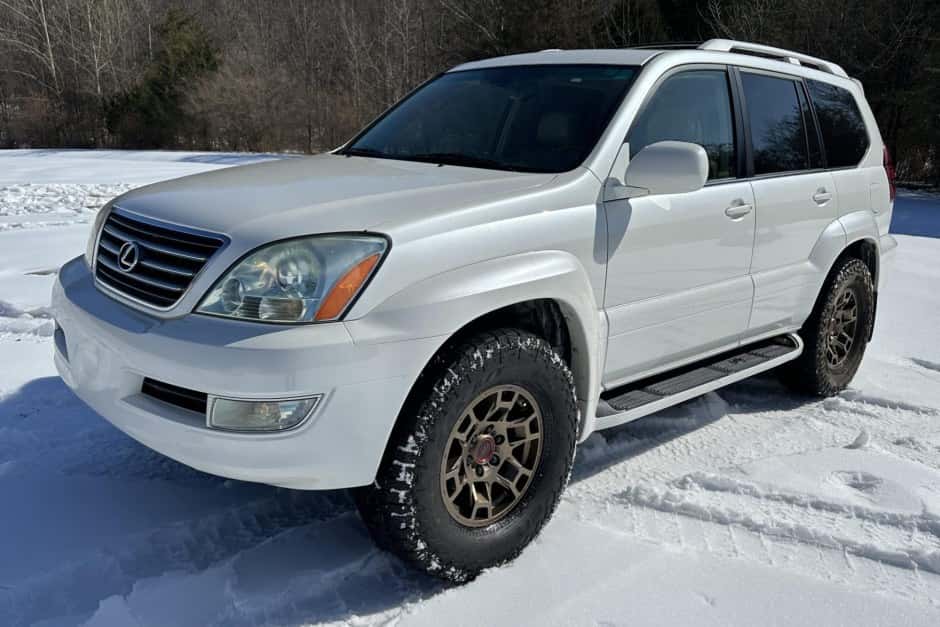 2006 Lexus GX sold for $8,017