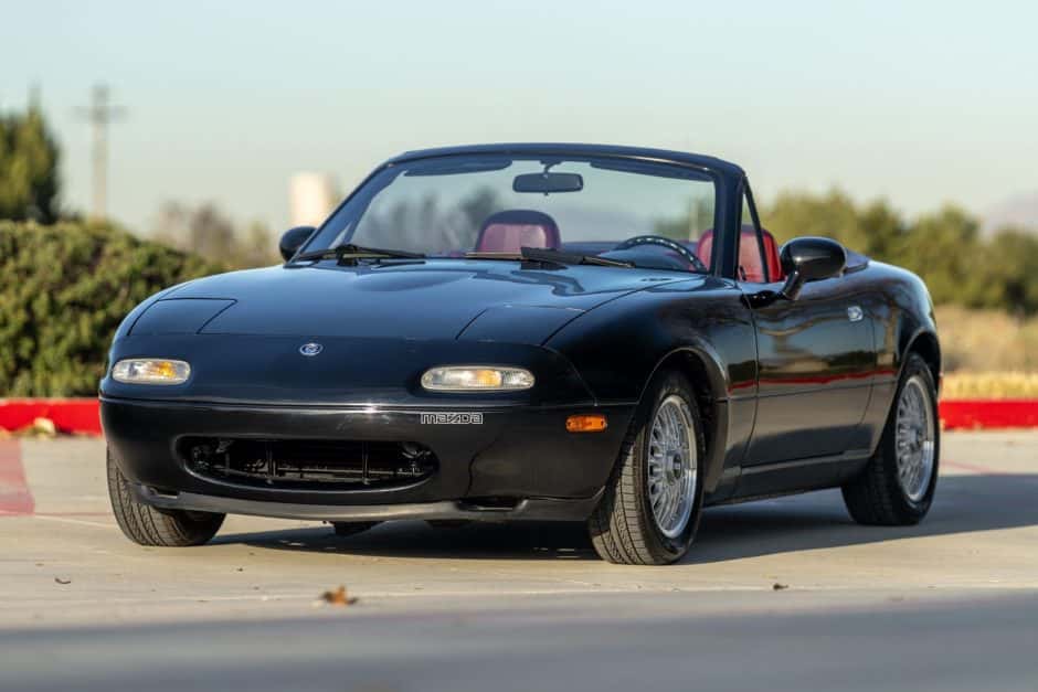 1993 Mazda NA MX-5 Miata sold for $13,000