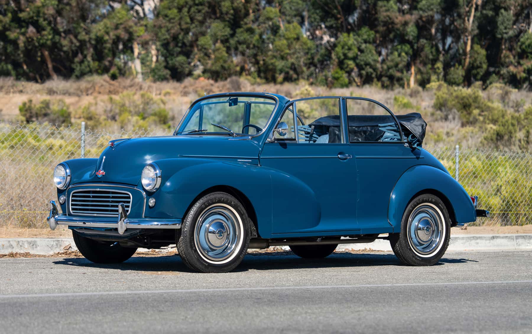 1959 Morris Minor 1000 Convertible sold for $18,150