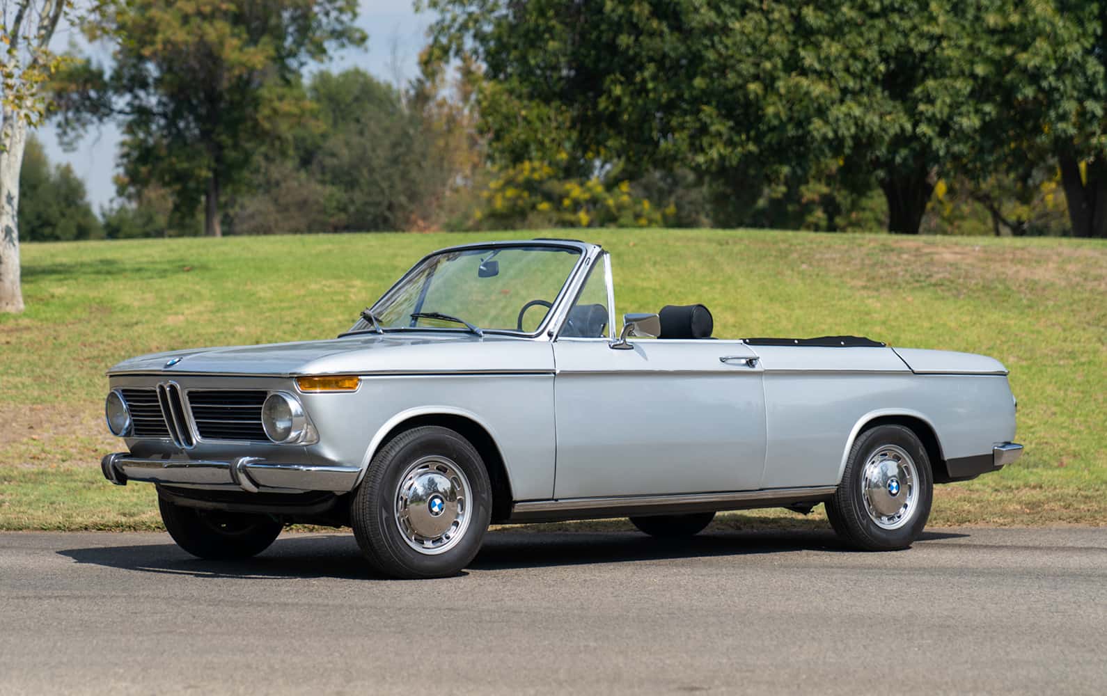 1971 BMW 1600-2 Cabriolet sold for $0