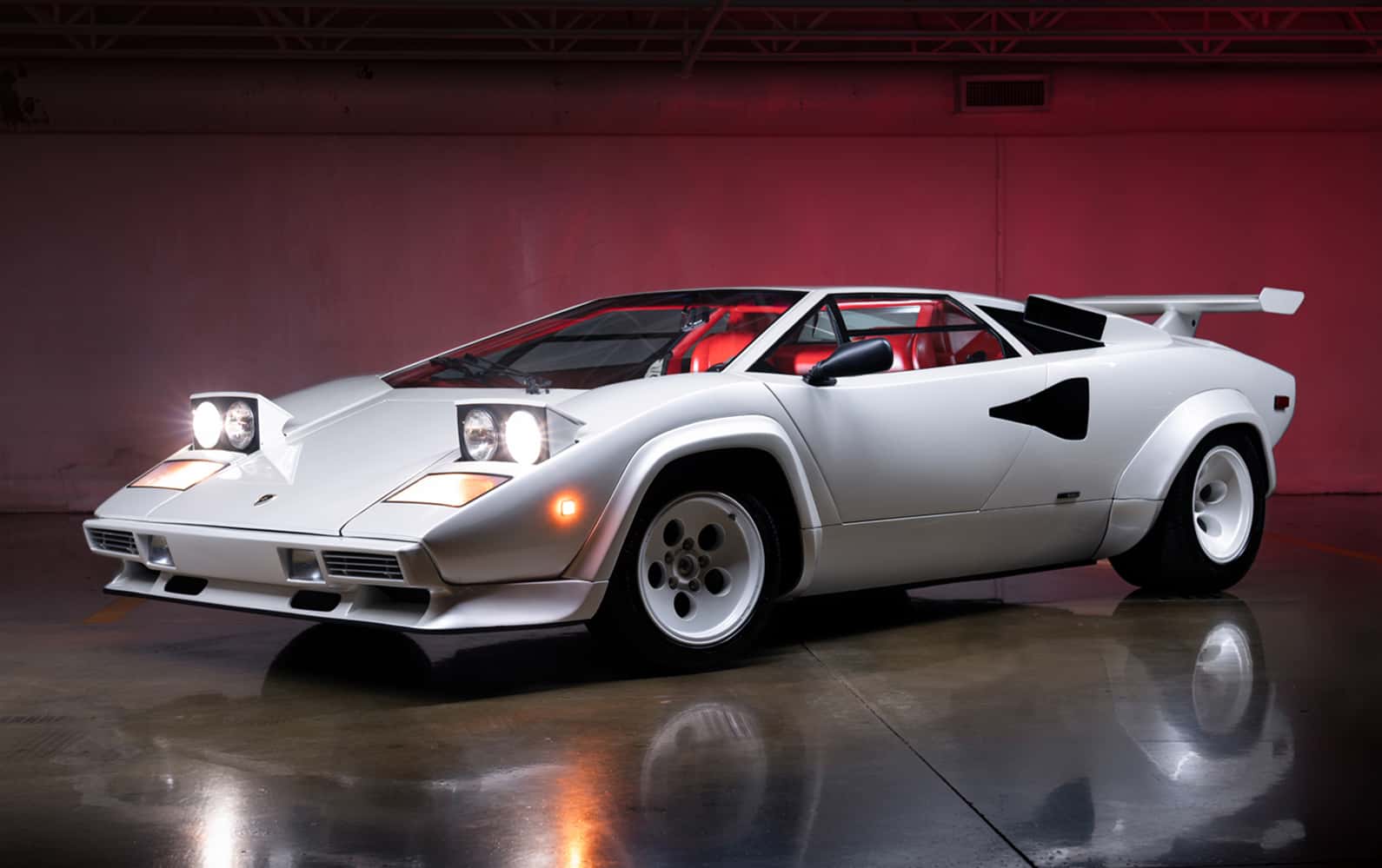 1984 Lamborghini Countach 5000S sold for $720,000