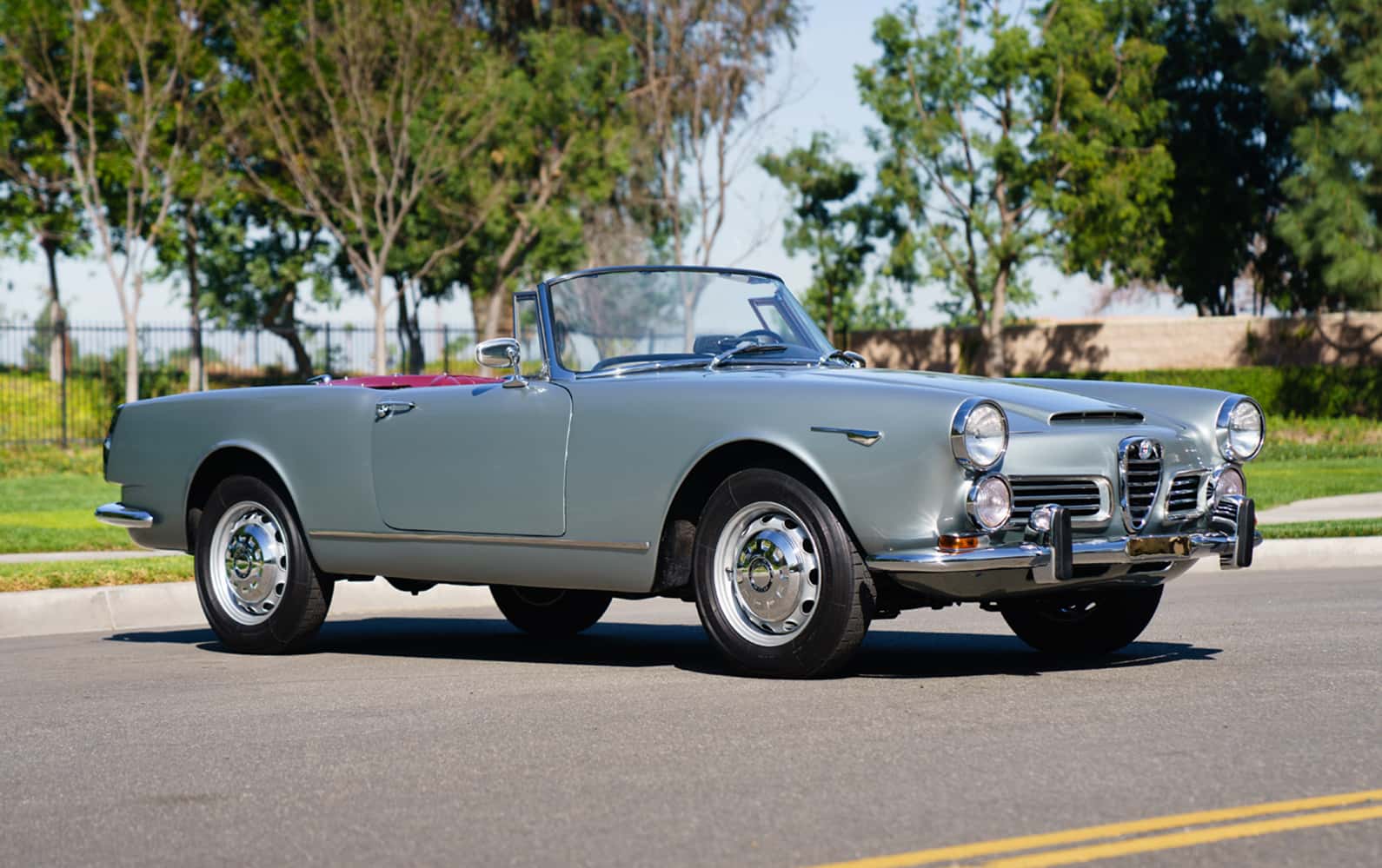 1966 Alfa Romeo 2600 Spider sold for $140,000