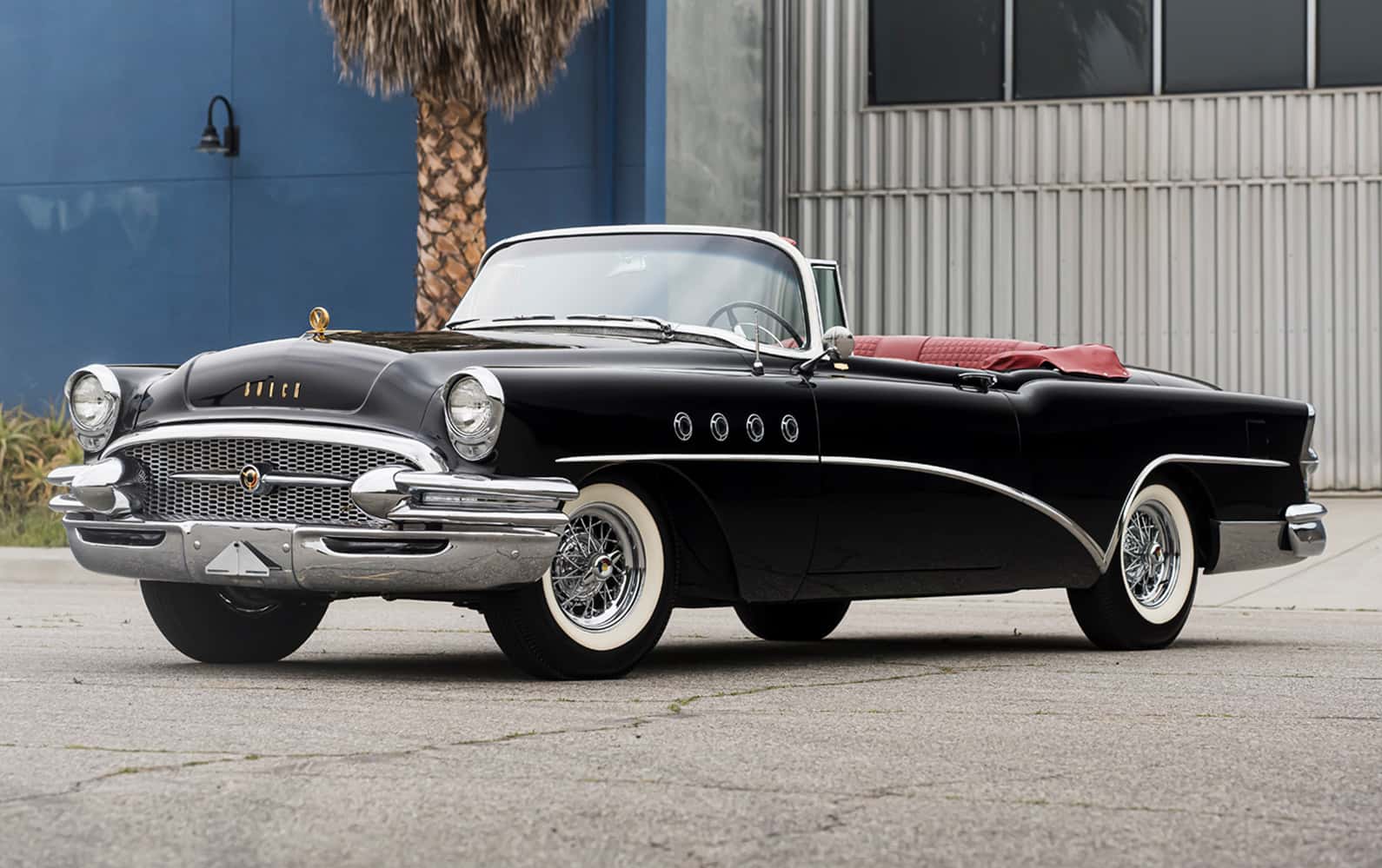 1955 Buick Roadmaster Convertible sold for $81,400