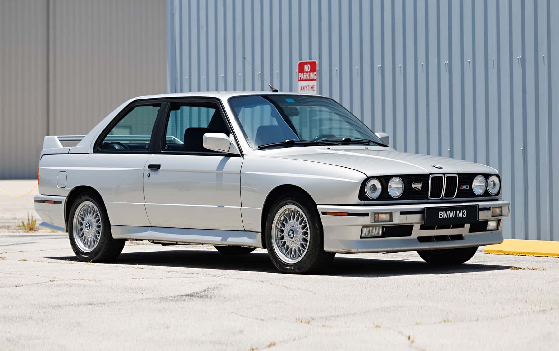 1990 BMW M3 sold for $87,360