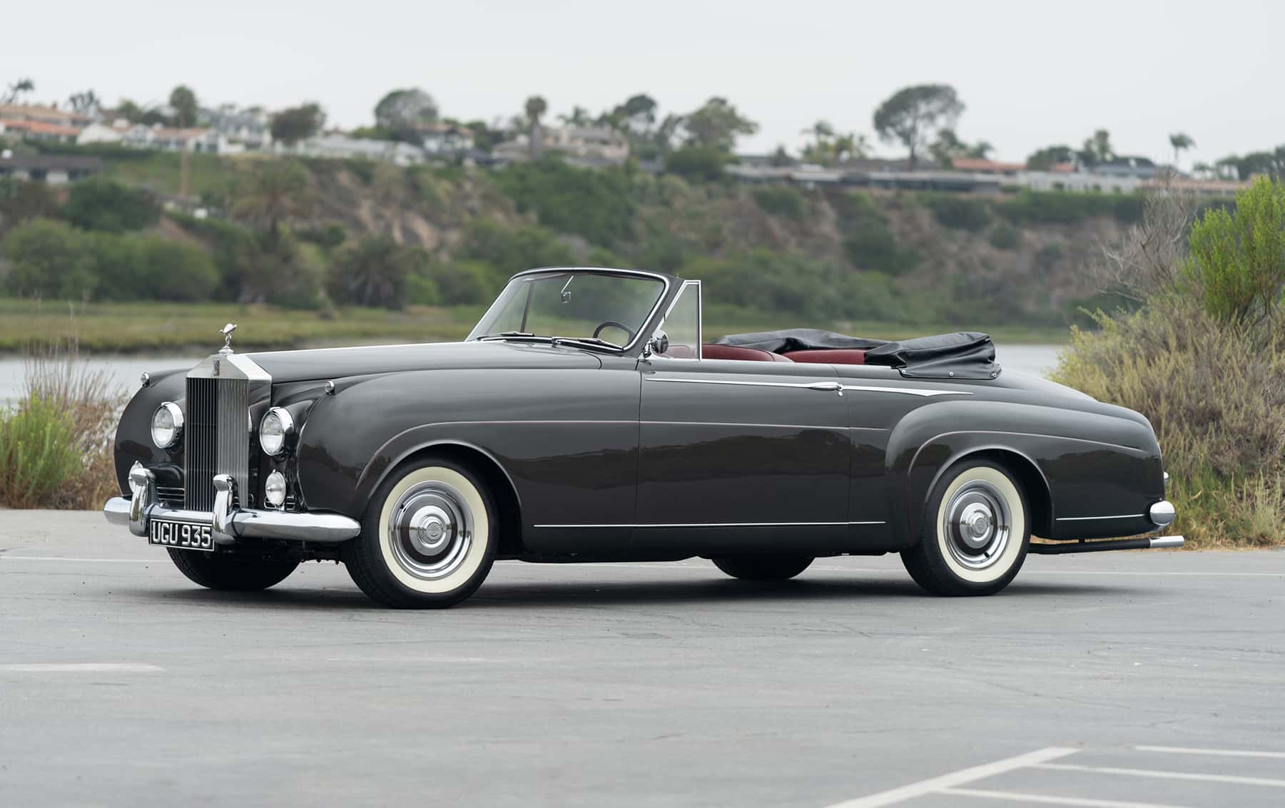 1958 Rolls-Royce Silver Cloud I Drophead Coupe sold for $489,000