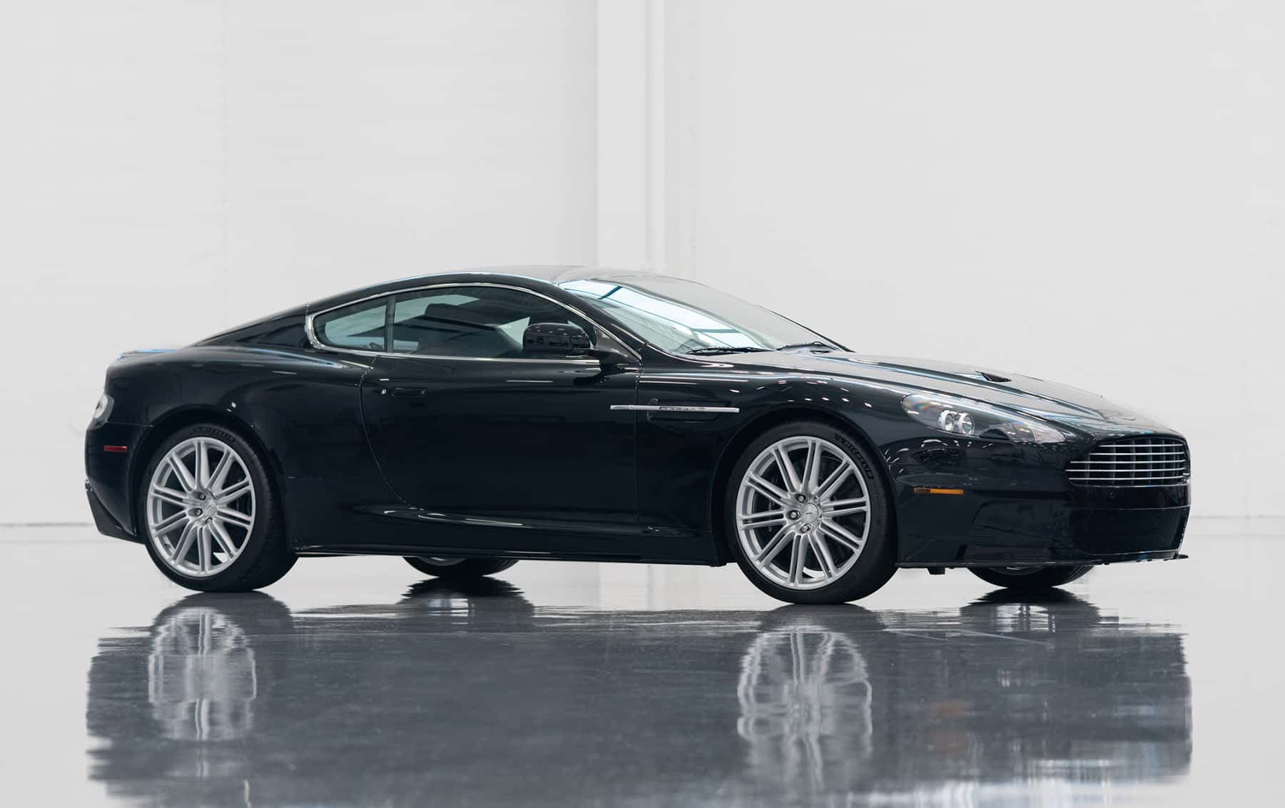 2009 Aston Martin DBS sold for $190,400