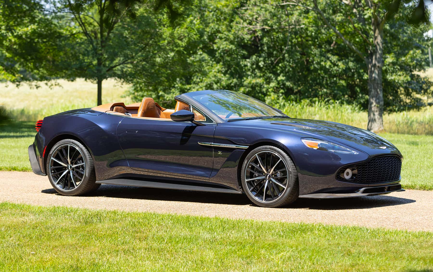 2018 Aston Martin Vanquish Zagato Volante sold for $544,000