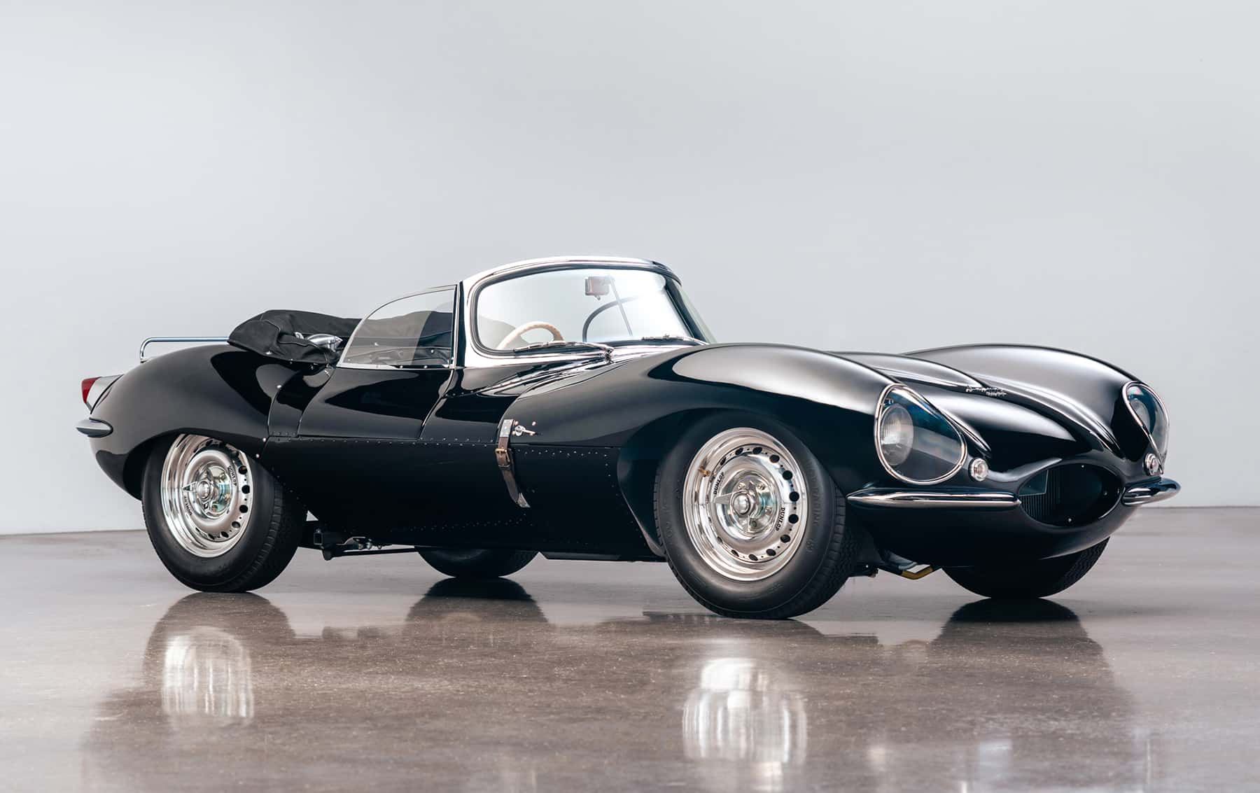1957 Jaguar XKSS Continuation sold for $1,545,000