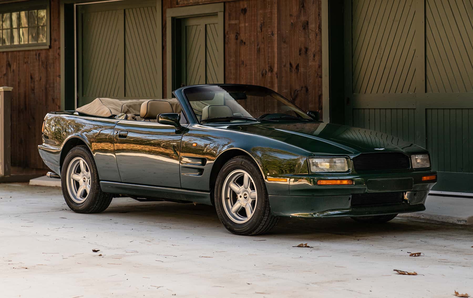 1993 Aston Martin Virage Volante sold for $121,000