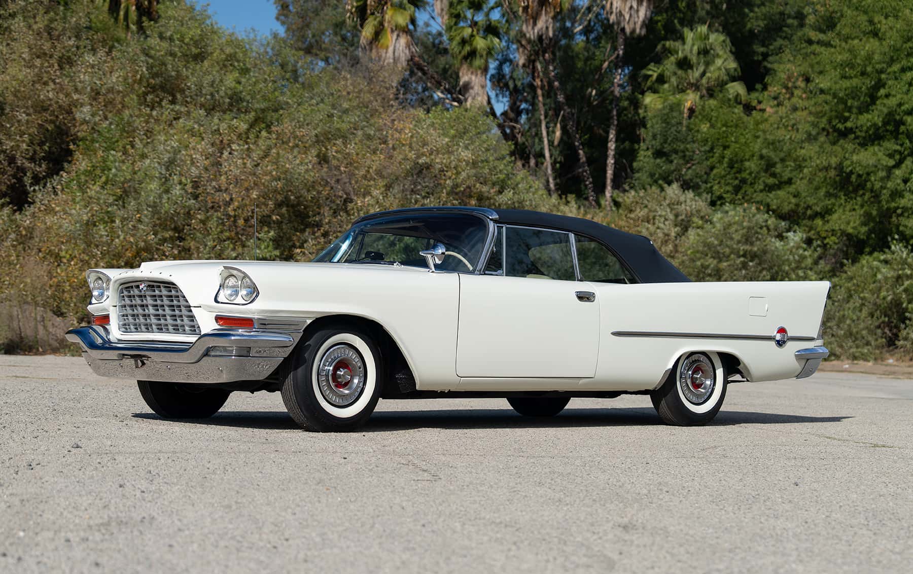 1957 Chrysler 300C Convertible sold for $170,500