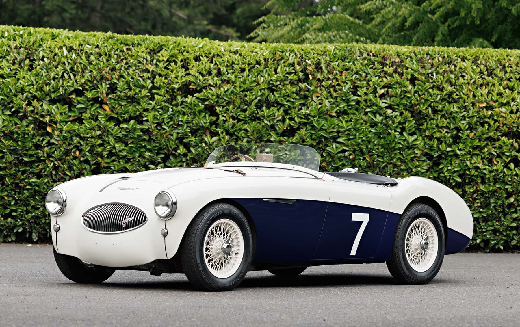 1955 Austin-Healey 100S sold for $489,000