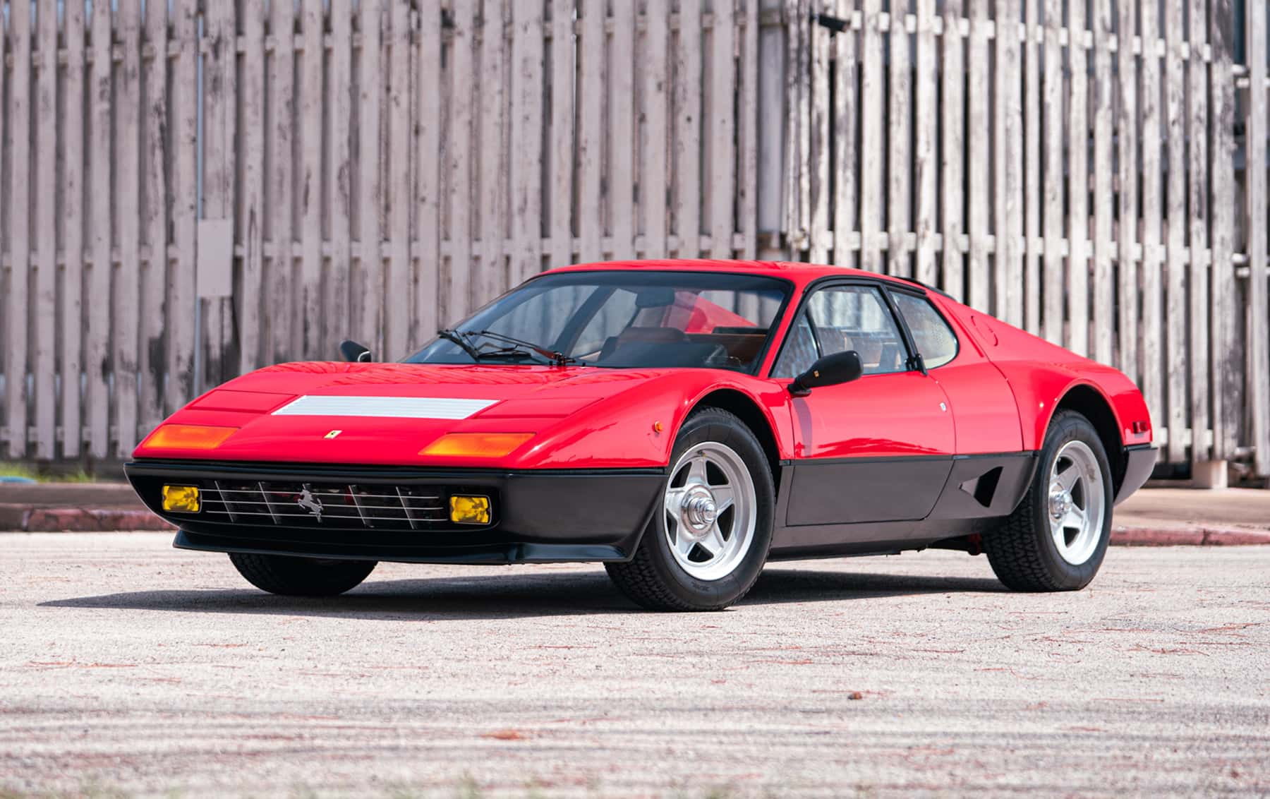 1984 Ferrari 512 BBi sold for $285,500