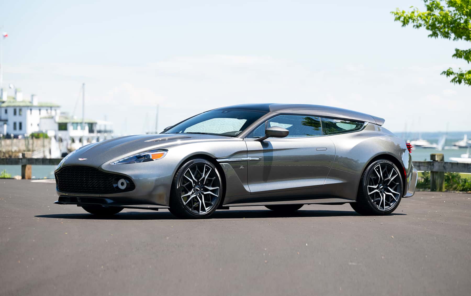 2019 Aston Martin Vanquish Zagato Shooting Brake sold for $544,000