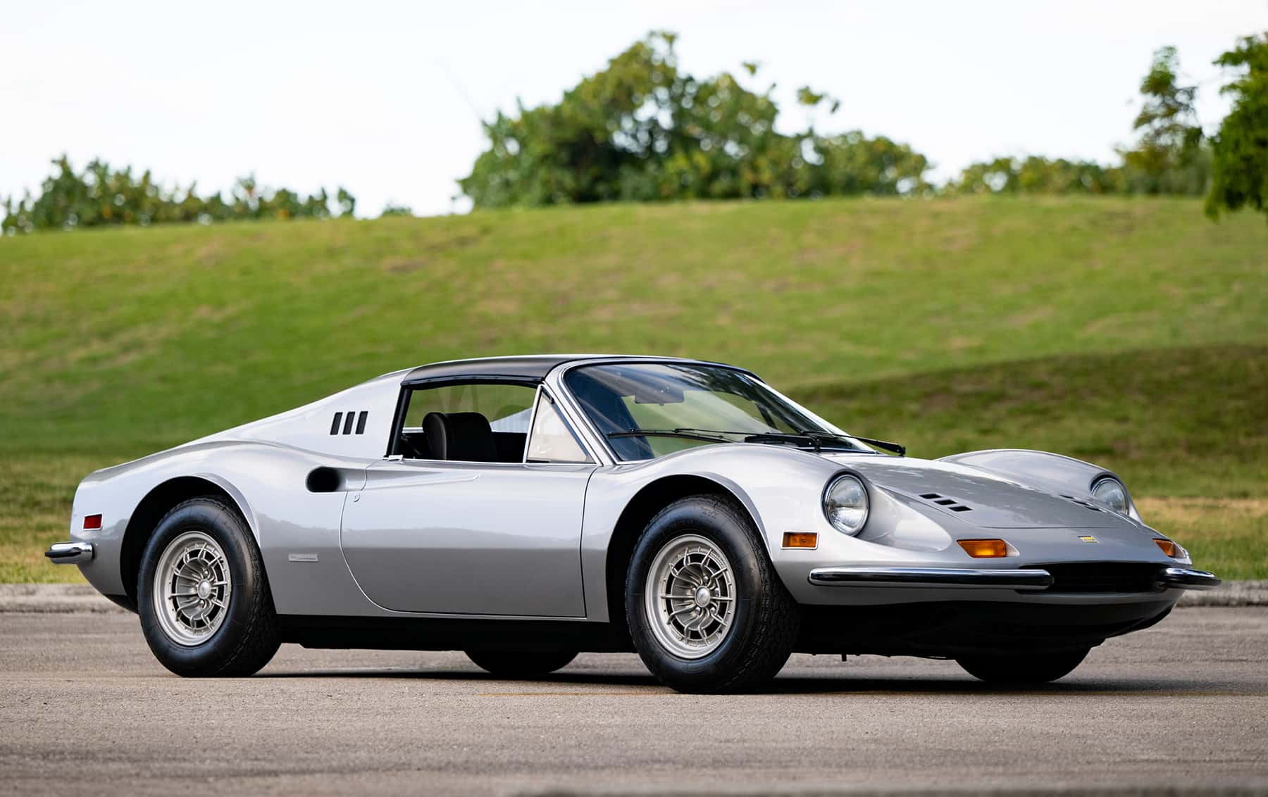 1974 Ferrari Dino 246 GTS sold for $555,000
