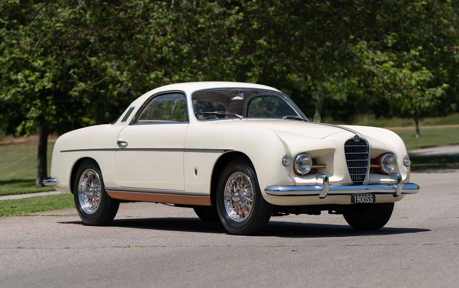 1953 Alfa Romeo 1900C Sprint 'Supergioiello' sold for $291,000