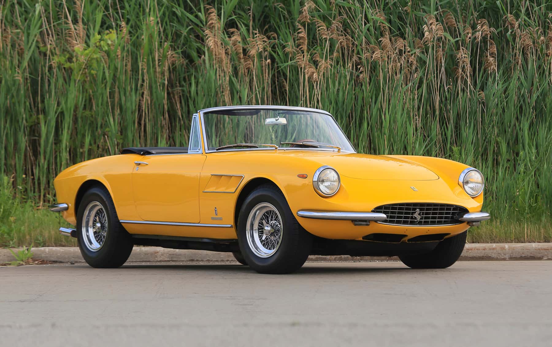 1968 Ferrari 330 GTS sold for $1,957,500
