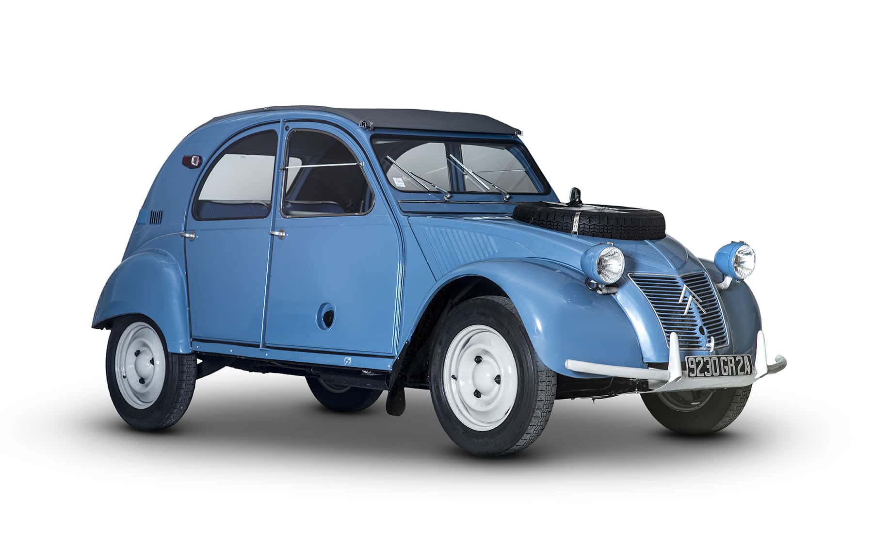 1966 Citroen 2CV Sahara sold for $128,800